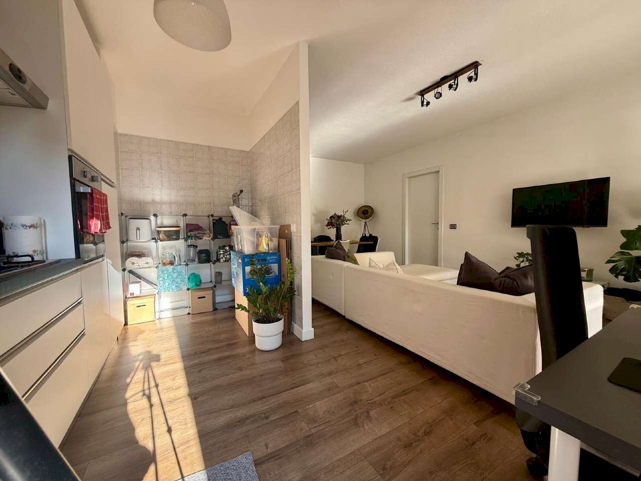 Soggiorno 1. - Two-room apartment via Pagoda Bianca, Roma (neighborhood Torrino) - photo 1