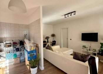 Soggiorno 2. - Two-room apartment via Pagoda Bianca, Roma (neighborhood Torrino) - photo 2