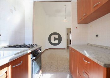 Cucina - Two-room apartment largo Luca della Robbia, 41, Torino (neighborhood Pozzo Strada) - photo 13