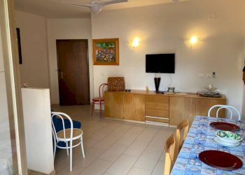 Salone - Appartamento via Serchio, Massa - foto 4