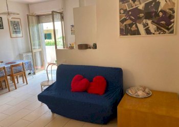 Salone - Appartamento via Serchio, Massa - foto 5