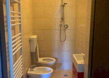 Bagno - Appartamento via Serchio, Massa - foto 10