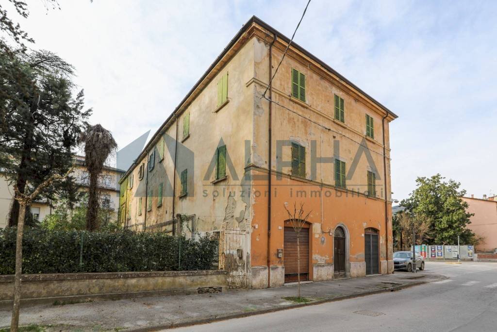 Zona - Stabile - Palazzo piazza Guglielmo Marconi, Dovadola - foto 1
