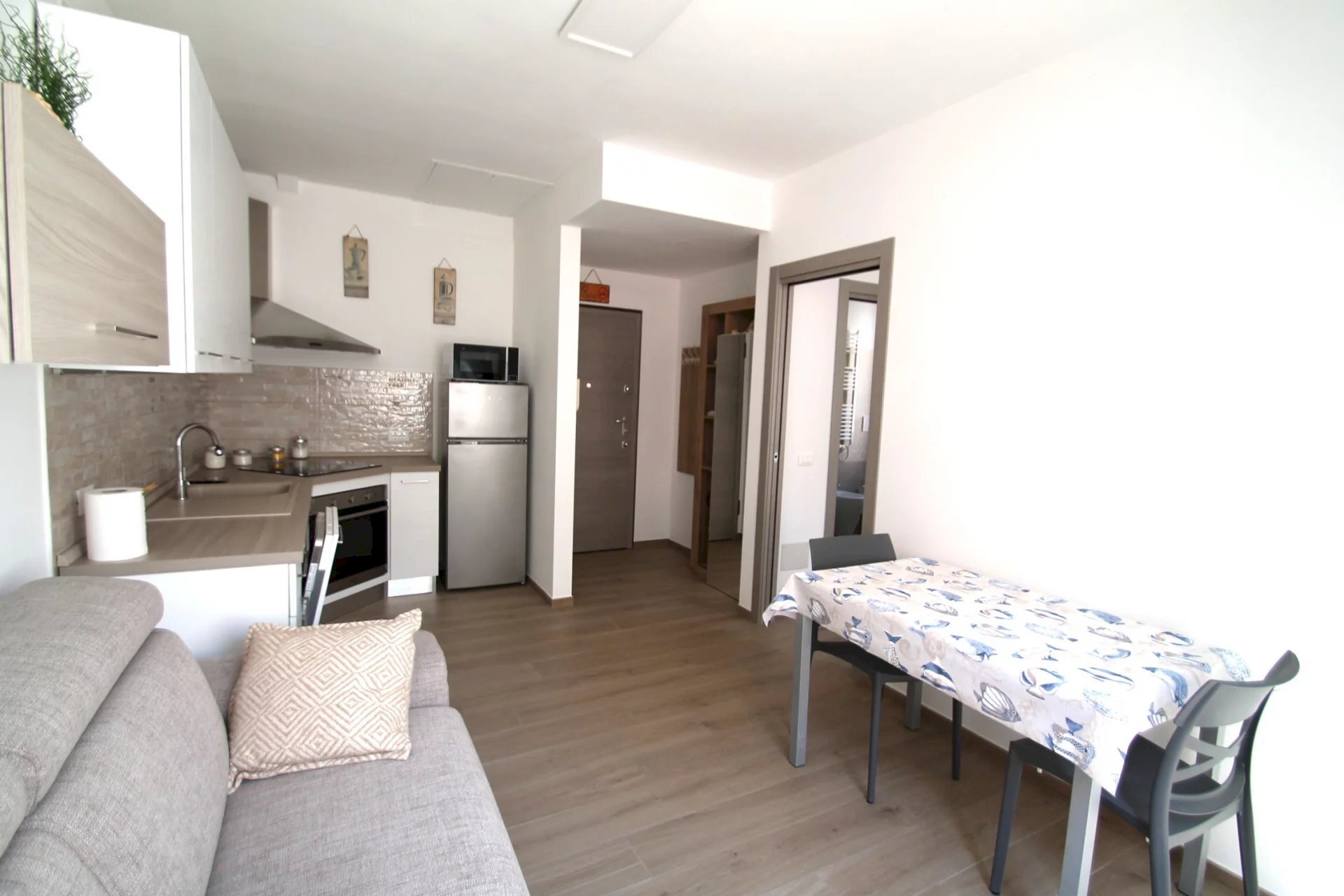 Two-room apartment Via Giuseppe Rocca, Loano - photo 2