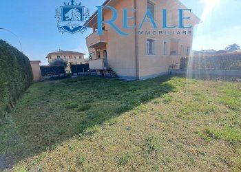 Trilocale Marcallo con Casone - foto 1