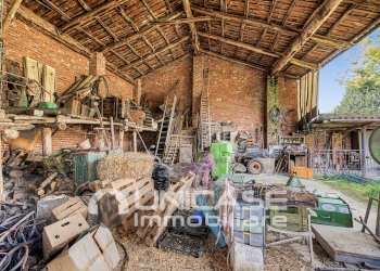 Tettoia - Farmhouse strada Camborgetti Ballada, SNC, Bricherasio - photo 39