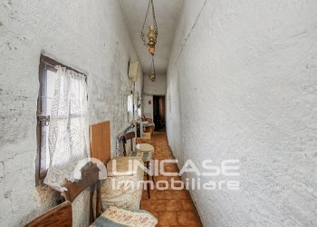 Corridoio - Farmhouse strada Camborgetti Ballada, SNC, Bricherasio - photo 30