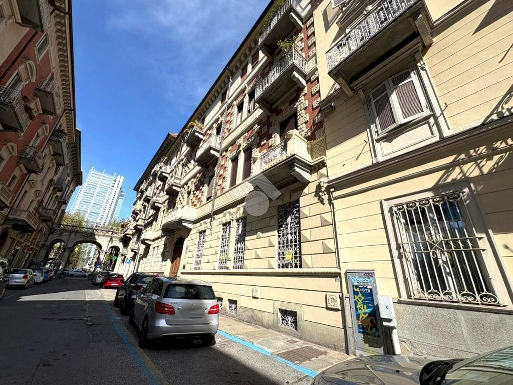 Parking space Via San Quintino, Torino (neighborhood Centro) - photo 2