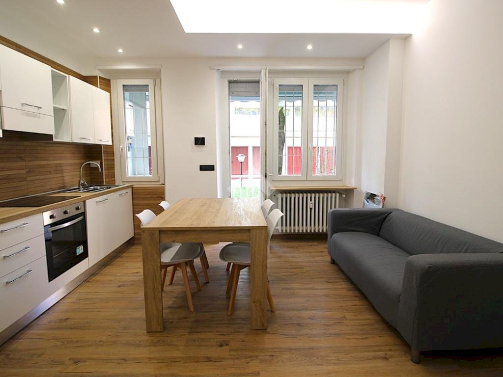 Two-room apartment Lungo po antonelli, Torino (neighborhood Vanchiglietta) - photo 3