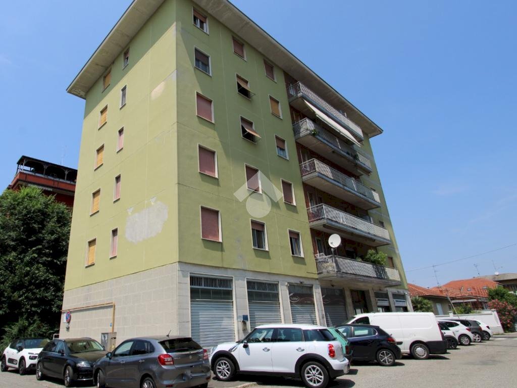 Trilocale Via Alessandro Manzoni, Bareggio - foto 1