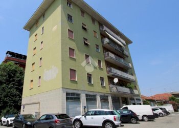 Trilocale Via Alessandro Manzoni, Bareggio - foto 1