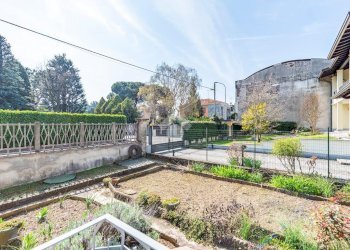 Villa Via Fratelli Bandiera, Rescaldina - photo 12