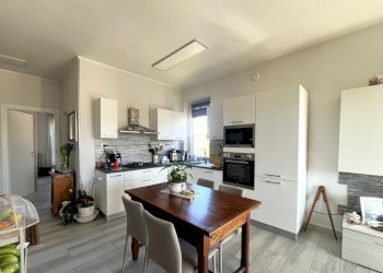 Four-room apartment Via firenze, hamlet Chiavazza, Biella - photo 6