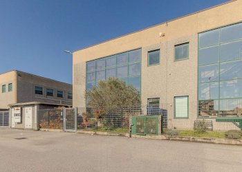 Capannone Sovico - foto 13