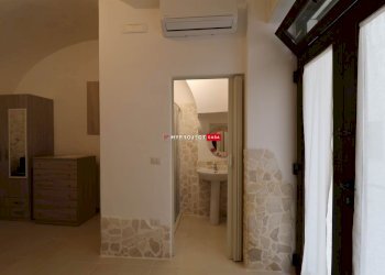 One-room apartment Via Paolo Chiara, Martina Franca - photo 5