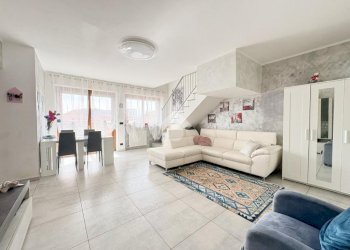 Quadrilocale Via san giacomo, La Loggia - foto 1