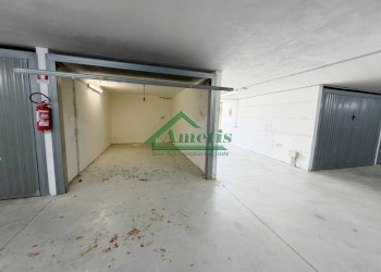 Foto 1 - Box Via Privata Altamira
 
16, Imperia - foto 1