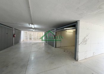 Foto 2 - Box Via Privata Altamira
 
16, Imperia - foto 2
