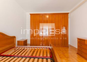 CAMERA MATRIMONIALE PIANO TERRA - Casa indipendente VIALE DON STURZO
 
112, Marcon - foto 13