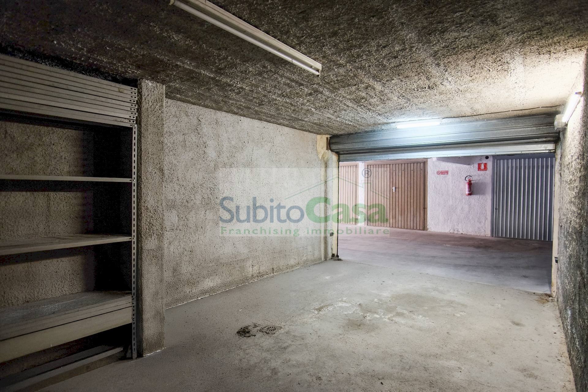 Foto 1 - Box Via Capestrano
 
18, Chieti - foto 1