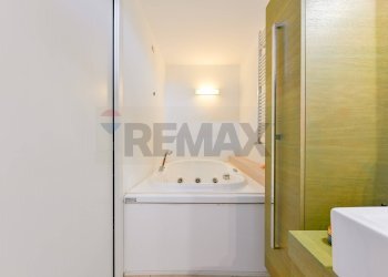 Bagno - Trilocale Via Roberto Bellarmino
 
9, Milano - foto 30
