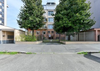 Edificio all\'aperto - Trilocale Via Roberto Bellarmino
 
9, Milano - foto 33