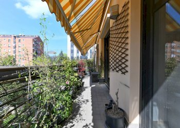 Balcone - Trilocale Via Roberto Bellarmino
 
9, Milano - foto 37