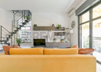 Soggiorno - Quadrilocale Via Roberto Bellarmino
 
9, Milano - foto 6