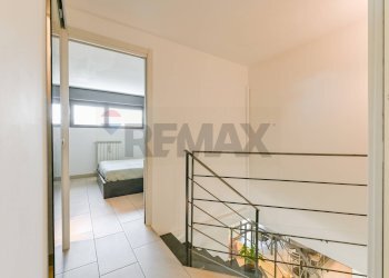 Hall / corridoio - Quadrilocale Via Roberto Bellarmino
 
9, Milano - foto 22