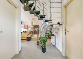 Hall / corridoio - Quadrilocale Via Roberto Bellarmino
 
9, Milano - foto 25