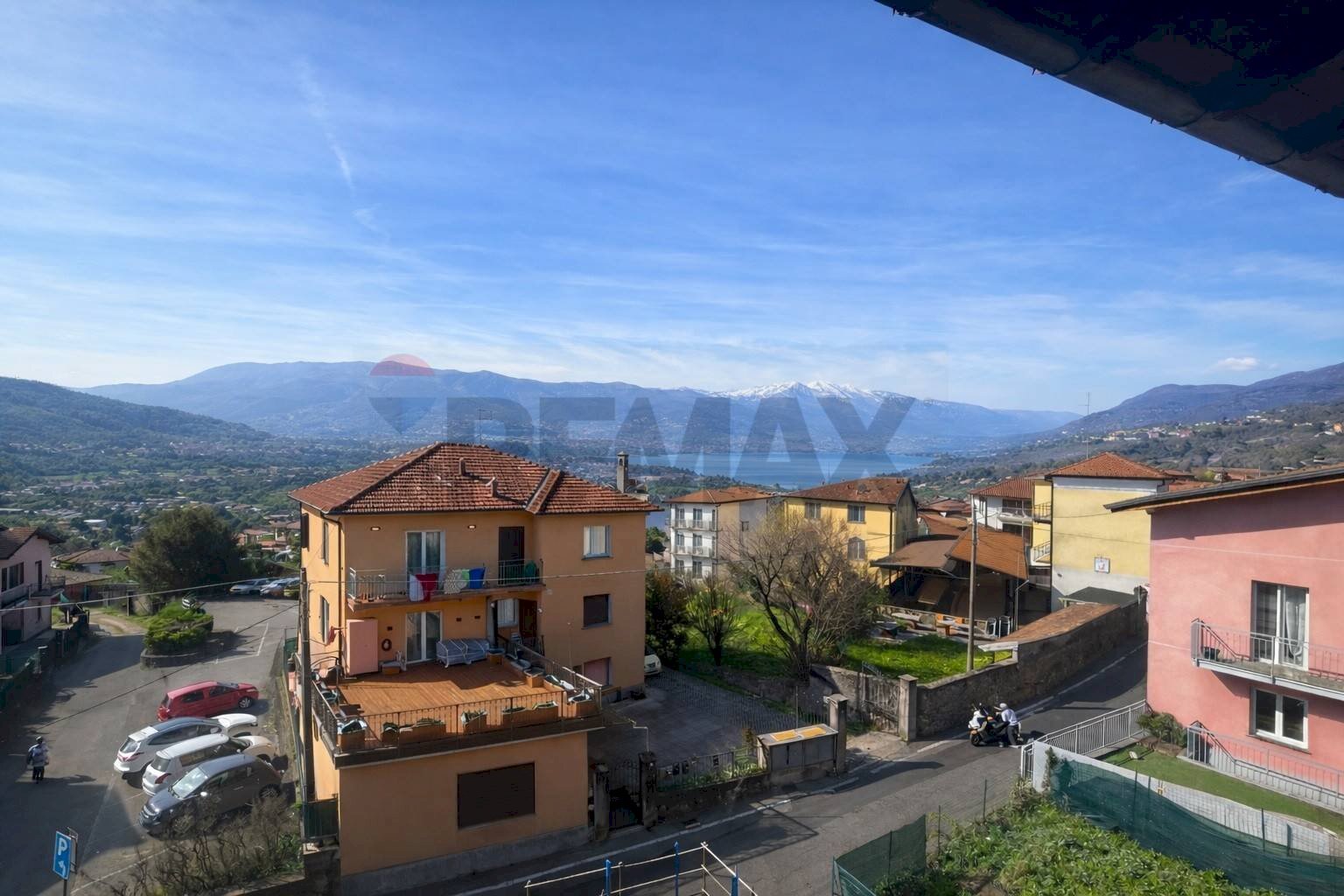 Edificio all\'aperto - Trilocale via montegrino
4, Luino - foto 3