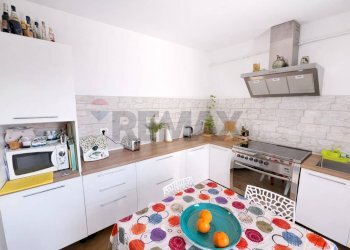 Cucina - Trilocale via montegrino
 
4, Luino - foto 14