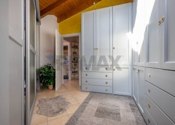 Camera / camera da letto - Terraced Villa via Sotto Campagna
 
75, Comabbio - photo 16