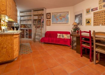 Sala da pranzo - Terraced Villa via Sotto Campagna
 
75, Comabbio - photo 17