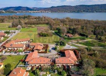 Vista dell\'acqua - Terraced Villa via Sotto Campagna
 
75, Comabbio - photo 26