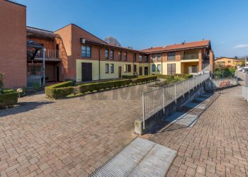 Edificio all\'aperto - Terraced Villa via Sotto Campagna
 
75, Comabbio - photo 28