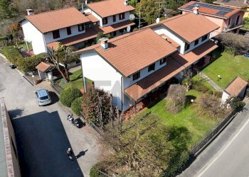 Casa all\'aperto - Casa semi indipendente via Cavour
 
40, Buguggiate - foto 8