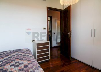 Camera / camera da letto - Casa semi indipendente via Cavour
 
40, Buguggiate - foto 24