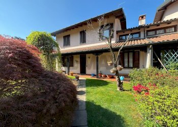 Casa all\'aperto - Casa semi indipendente via Cavour
 
40, Buguggiate - foto 4