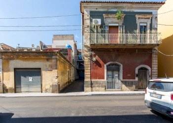 Edificio all\'aperto - Independent house Via Camillo Benso Conte di Cavour
 
95, Carlentini - photo 2