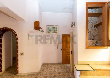 Hall / corridoio - Independent house Via Camillo Benso Conte di Cavour
 
95, Carlentini - photo 6