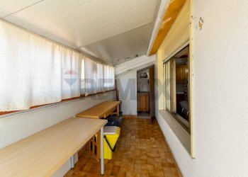 Hall / corridoio - Bilocale Via Dante Alighieri
 
21, Valverde - foto 18