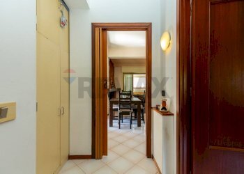 Hall / corridoio - Bilocale Via Dante Alighieri
 
21, Valverde - foto 22