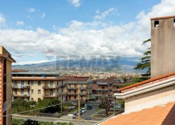 Edificio all\'aperto - Bilocale Via Dante Alighieri
 
21, Valverde - foto 30