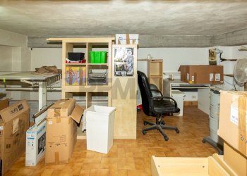 Ufficio - Bilocale Via Dante Alighieri
 
21, Valverde - foto 46