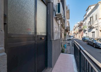 Balcone - Bilocale Via ortolani
 
66, Catania - foto 22