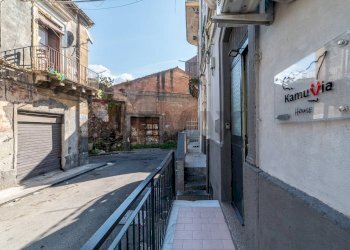 Balcone - Bilocale Via ortolani
 
66, Catania - foto 23