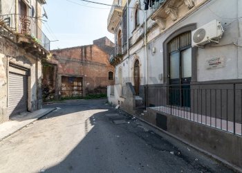 Edificio all\'aperto - Bilocale Via ortolani
 
66, Catania - foto 25