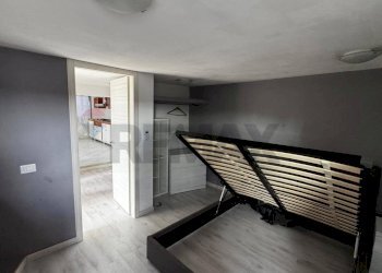 Camera / camera da letto - Attic VIA EUGENIO BARSANTI
 
35, Catania - photo 9