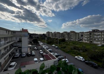 Edificio all\'aperto - Attic VIA EUGENIO BARSANTI
 
35, Catania - photo 16